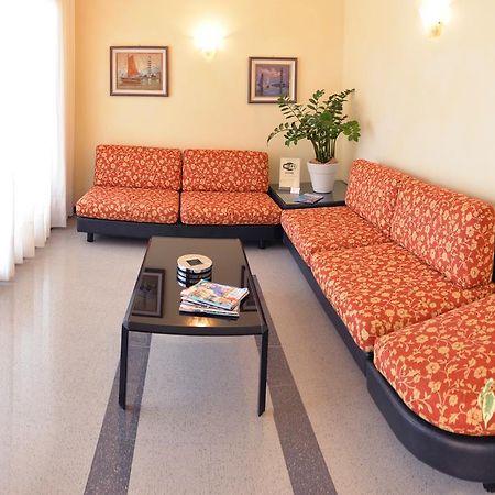 Pensione Villa Joli Jesolo Extérieur photo