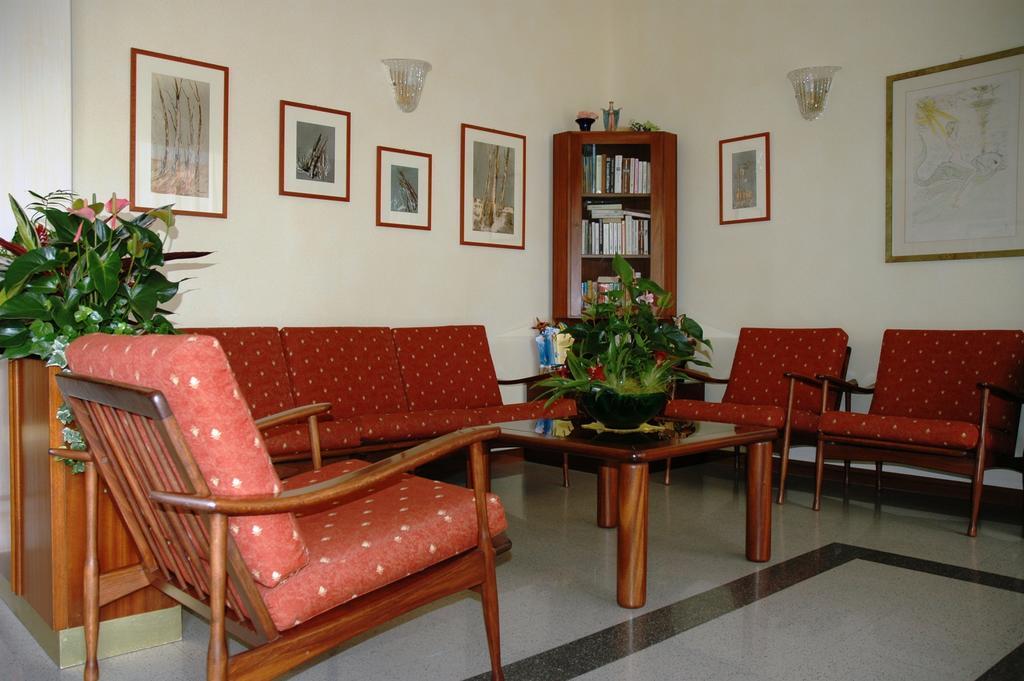 Pensione Villa Joli Jesolo Extérieur photo