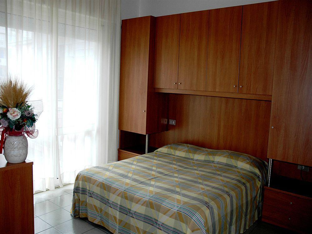 Pensione Villa Joli Jesolo Extérieur photo